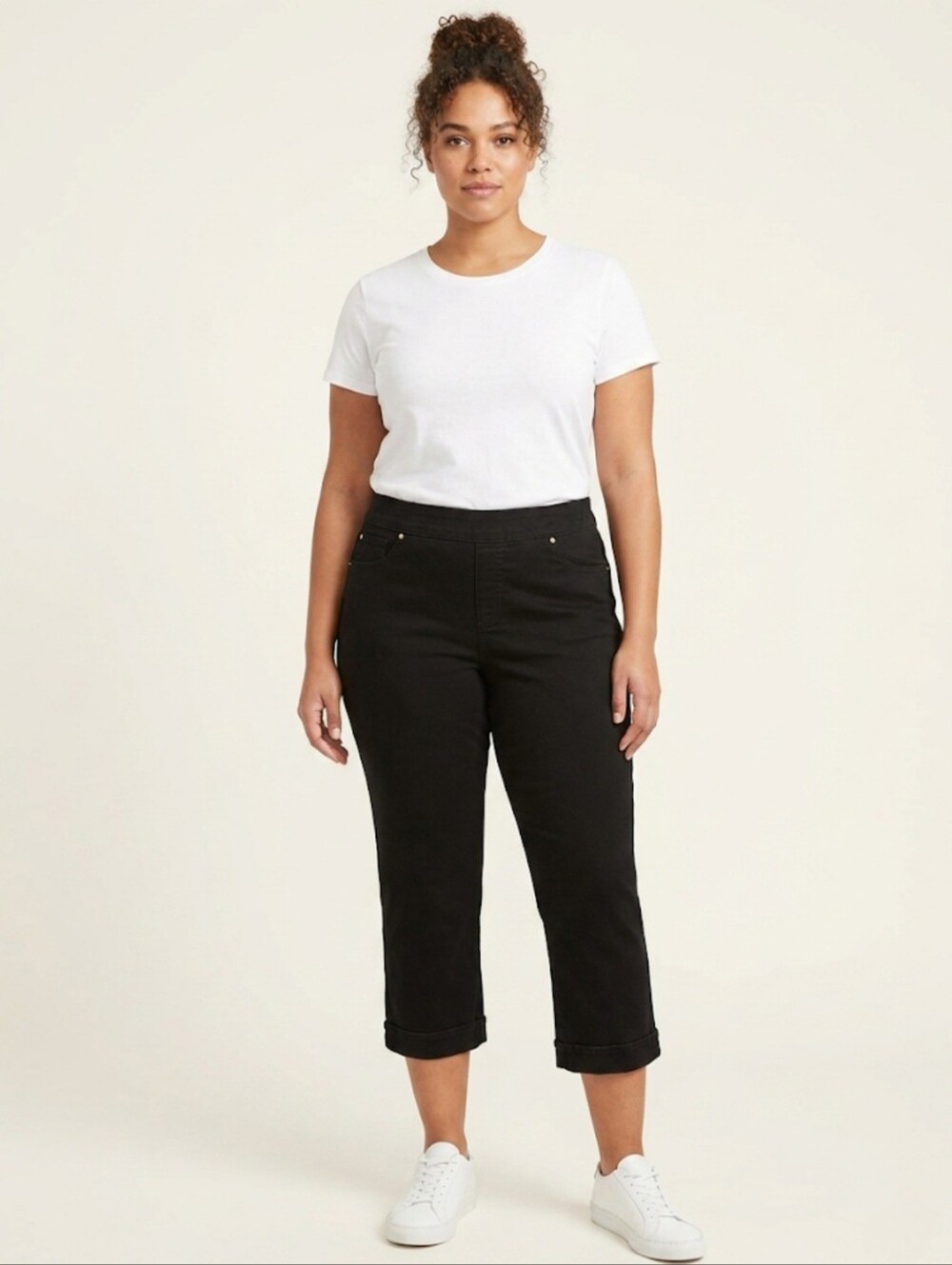 Santana Black Cropped Pull On Pants, Cuffed Hem, Size 14